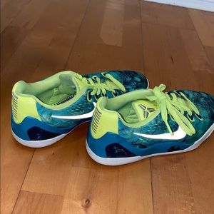 Nike Kobe Low